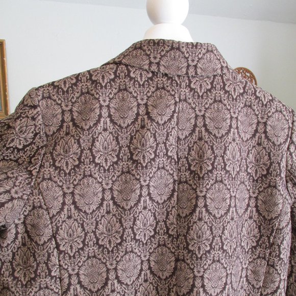 Brown Classic Baroque Coat - Picture 3 of 4
